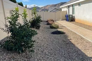 10771 Stacy Cir, Yucaipa, CA 92399 - Photo 19