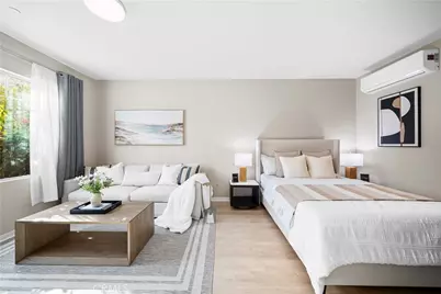 115 Episode, Irvine, CA 92618 - Photo 9