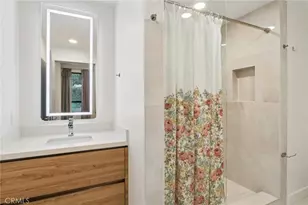 5110 Whitsett Ave, Valley Village, CA 91607 - Photo 17