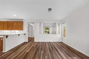 27626 Sunny Creek Dr, Valencia, CA 91354 - Photo 7