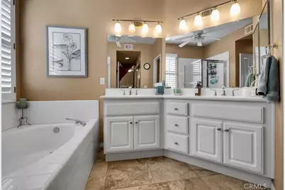 19 Calle De Arena, Rancho Santa Margarita, CA 92688 - Photo 23