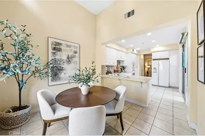 123 Chantilly, Irvine, CA 92620 - Photo 3