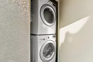 8877 Lauderdale Ct, Huntington Beach, CA 92646 - Photo 21