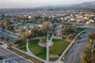 177 Frame, Irvine, CA 92618 - Photo 31