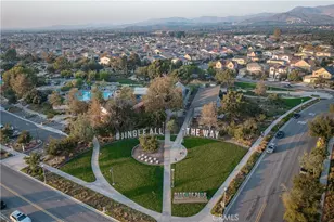 177 Frame, Irvine, CA 92618 - Photo 31