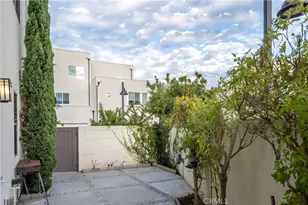 177 Frame, Irvine, CA 92618 - Photo 17