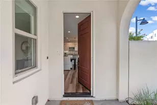177 Frame, Irvine, CA 92618 - Photo 3