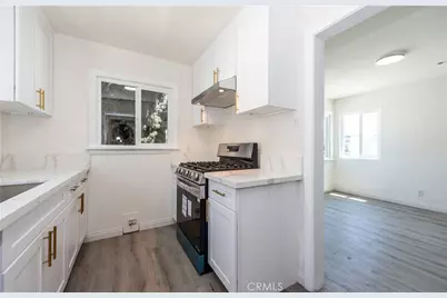 8713 Alondra, Paramount, CA 90723 - Photo 9