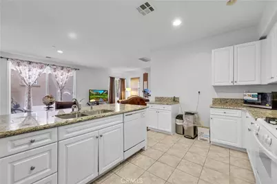 7042 Logsdon, Eastvale, CA 92880 - Photo 9