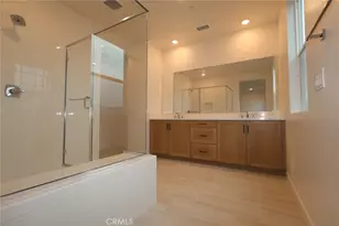 27309 Bear Paw Ln, Valencia, CA 91381 - Photo 5