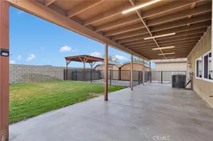 15394 Baxter, Victorville, CA 92394 - Photo 39