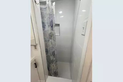 12008 Long Beach Boulevard, Lynwood, CA 90262 - Photo 19