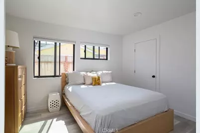 2097 Maple, Costa Mesa, CA 92627 - Photo 35