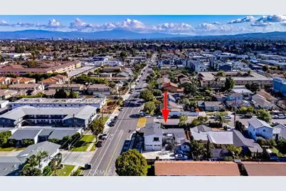 2097 Maple, Costa Mesa, CA 92627 - Photo 3