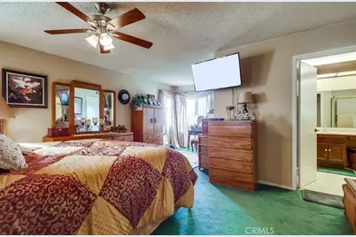 21045 Susan Carole, Saugus, CA 91350 - Photo 35