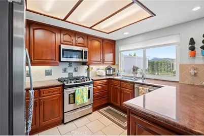 26051 Dunbar Drive, Lake Forest, CA 92630 - Photo 9