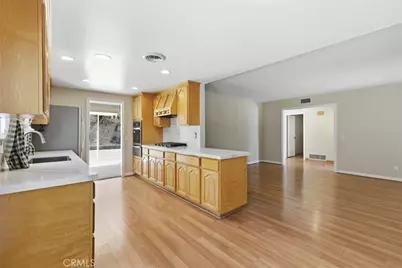 190 Lucero Street, Thousand Oaks, CA 91360 - Photo 17