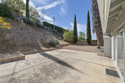 190 Lucero Street, Thousand Oaks, CA 91360 - Photo 27