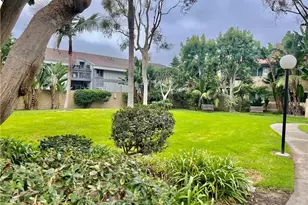 16973 Bluewater Ln, Huntington Beach, CA 92649 - Photo 9