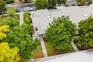 2220 E Via Mariposa East, Laguna Woods, CA 92637 - Photo 25