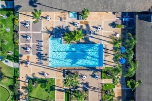 8777 Tulare Dr, Huntington Beach, CA 92646 - Photo 25