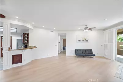 14 Scripps Aisle, Irvine, CA 92612 - Photo 5