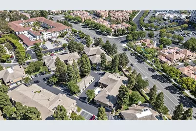 14 Scripps Aisle, Irvine, CA 92612 - Photo 39