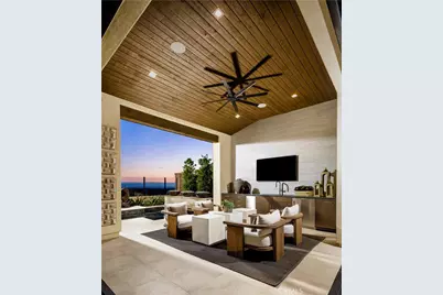 545 Peninsula, Irvine, CA 92602 - Photo 5