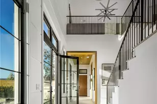 552 Peninsula, Irvine, CA 92602 - Photo 7