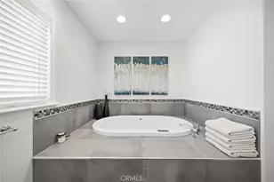 7671 Juliette Low Dr, Huntington Beach, CA 92647 - Photo 27