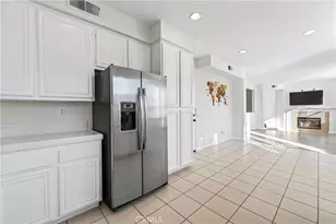 1203 Hazel Pl, Costa Mesa, CA 92626 - Photo 17