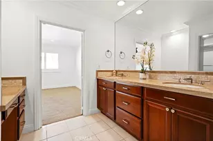 18409 Collins St, Tarzana, CA 91356 - Photo 31