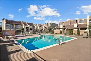 18409 Collins St, Tarzana, CA 91356 - Photo 41