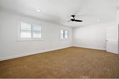 18409 Collins Street #D, Tarzana, CA 91356 - Photo 23