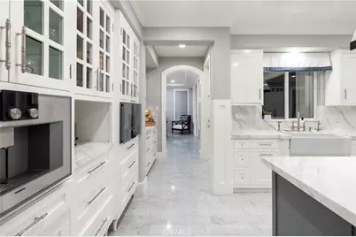 19531 Peninsula, Huntington Beach, CA 92648 - Photo 7