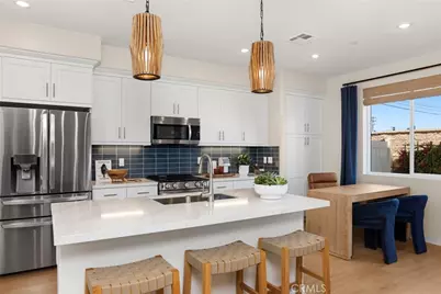 7014 Solara Way, Westminster, CA 92683 - Photo 5