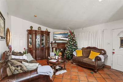 14263 Hubbard, Sylmar, CA 91342 - Photo 9