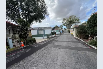 17261 Gothard, Huntington Beach, CA 92647 - Photo 3