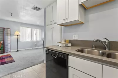 18900 Delaware #43, Huntington Beach, CA 92648 - Photo 9