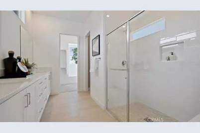 24507 Villa La Sombrilla, Valencia, CA 91354 - Photo 13