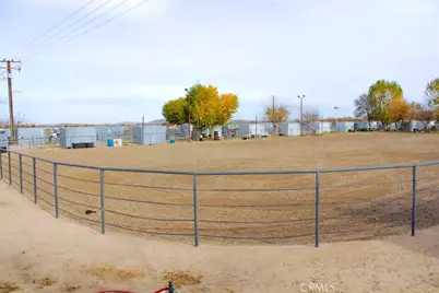 27160 Vista #36, Helendale, CA 92342 - Photo 11
