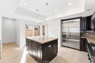 211 E Bay, Newport Beach, CA 92661 - Photo 15