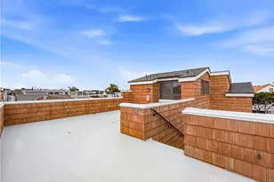 211 E Bay, Newport Beach, CA 92661 - Photo 37