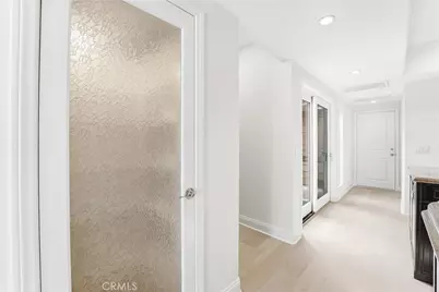 211 E Bay, Newport Beach, CA 92661 - Photo 17