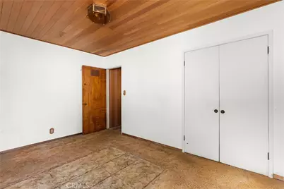 18928 Victory Boulevard, Tarzana, CA 91335 - Photo 27