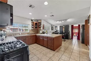 606 N Park, Pomona, CA 91768 - Photo 9