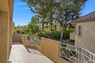 23933 Del Monte Dr., Valencia, CA 91355 - Photo 3