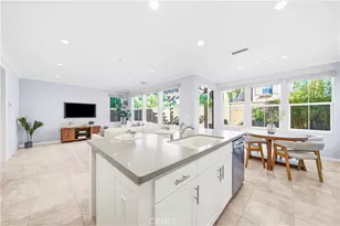 125 Island Coral, Irvine, CA 92620 - Photo 9