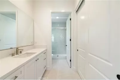 457 Treeline, Irvine, CA 92602 - Photo 9