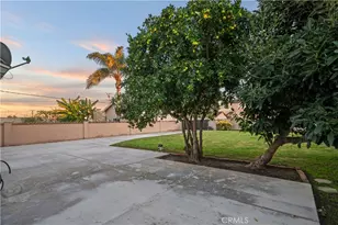 5082 Edinger, Huntington Beach, CA 92649 - Photo 31